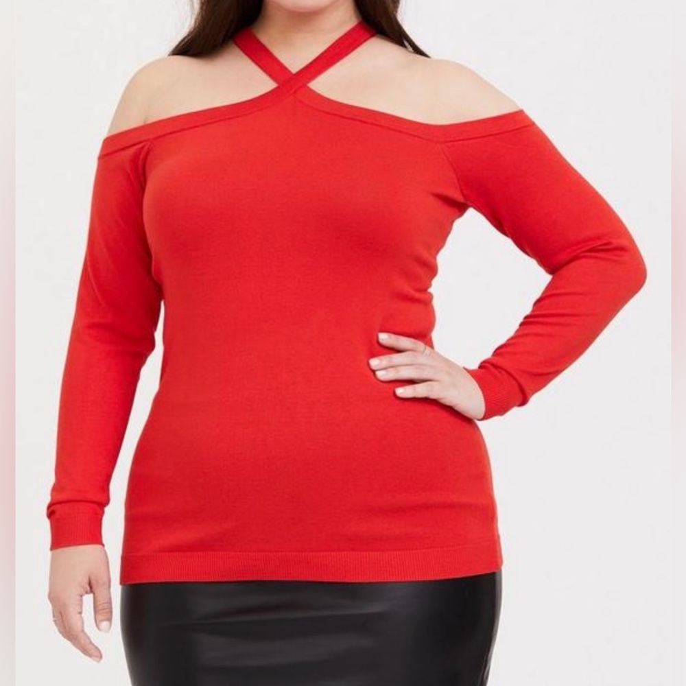 Torrid 2X Red Pullover Cold Neck/Shoulder Top Gold Tone Zipper in Back